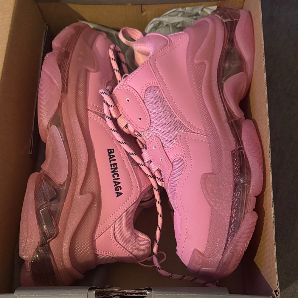Balenciaga Triple S Sneakers - Pink - Picture 2 of 4